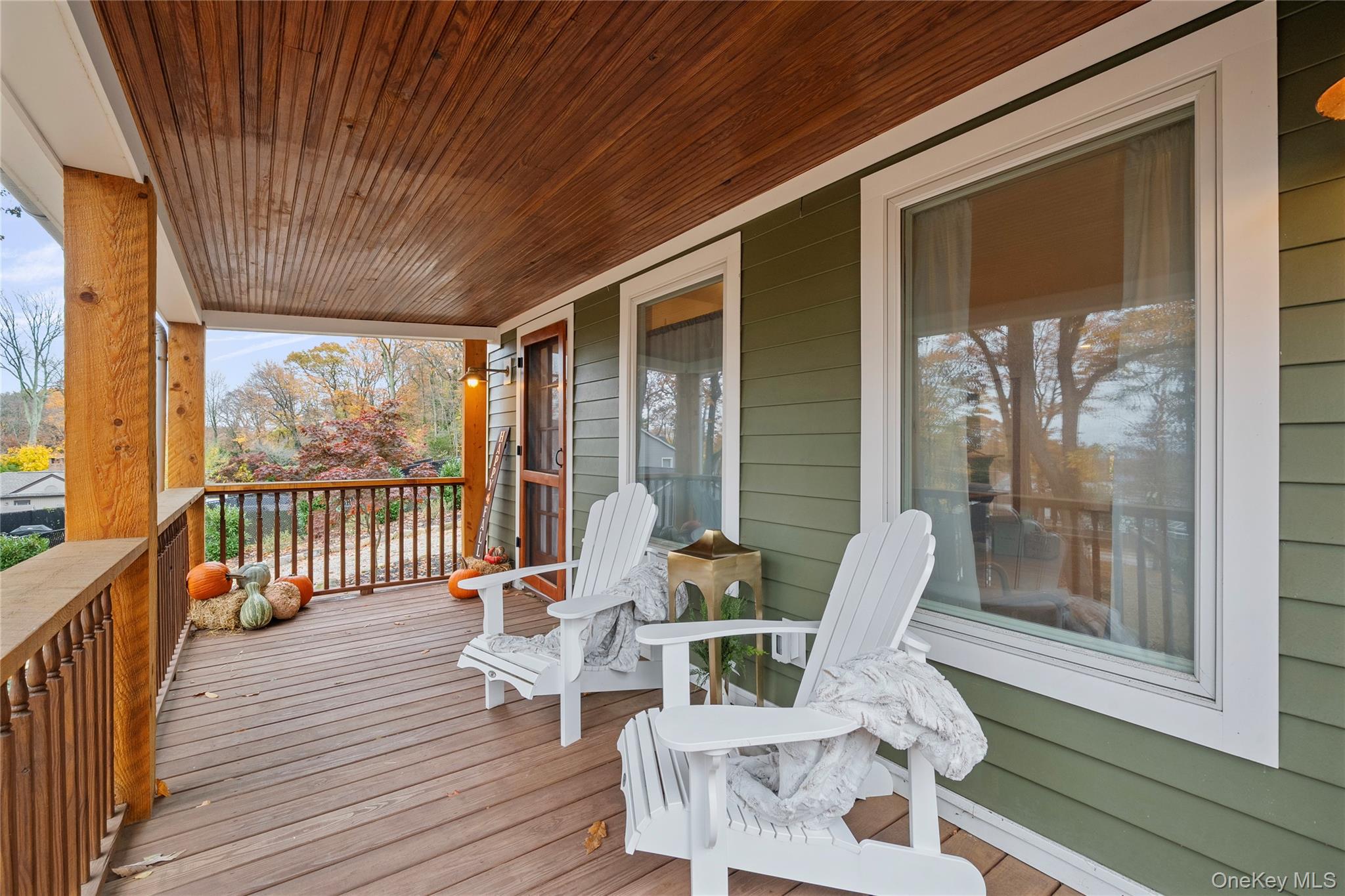 7 School Street, Bayville, NY 11709