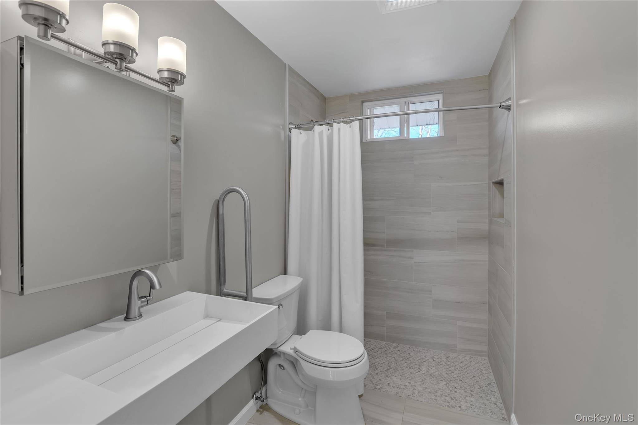 21 Yeoman Drive, East Northport, NY 11731