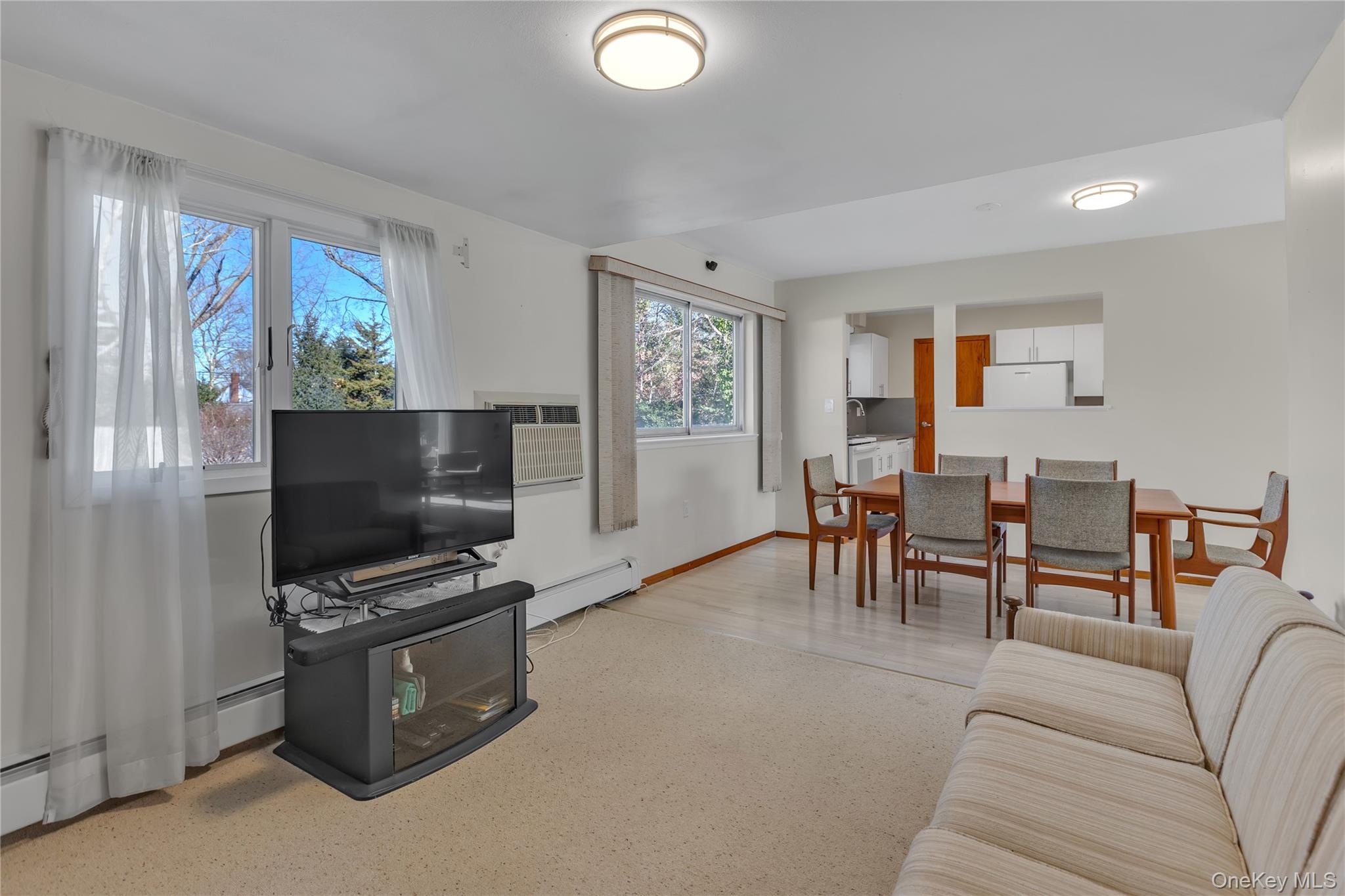 21 Yeoman Drive, East Northport, NY 11731