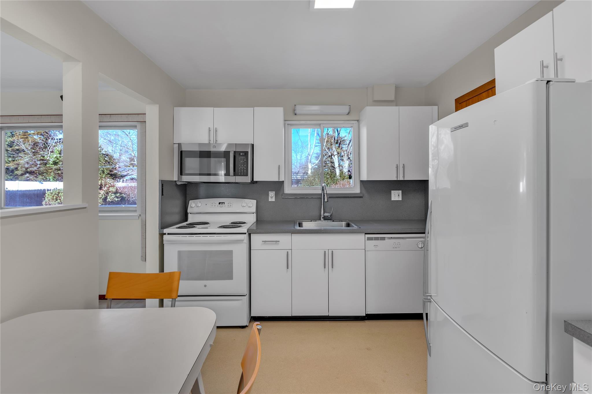 21 Yeoman Drive, East Northport, NY 11731