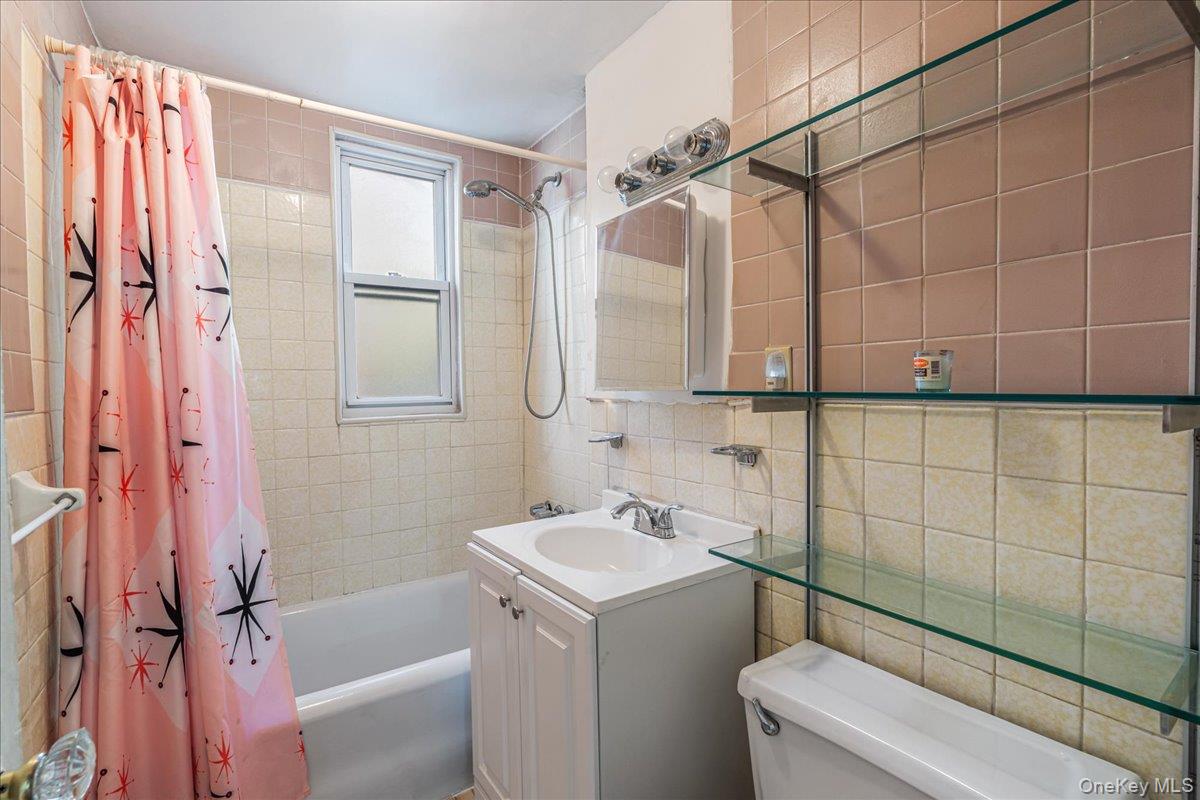 3921 48th Street, Sunnyside, NY 11104