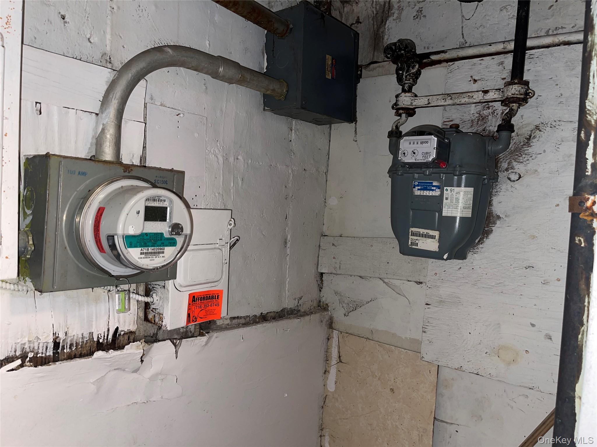 3035 82nd Street, East Elmhurst, NY 11370