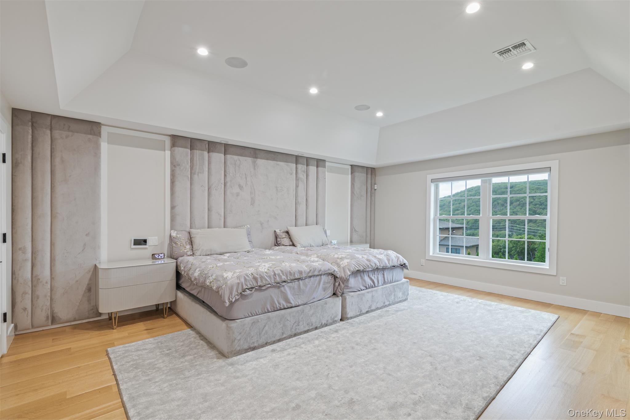 14 Klingher Court, Pomona, NY 10970