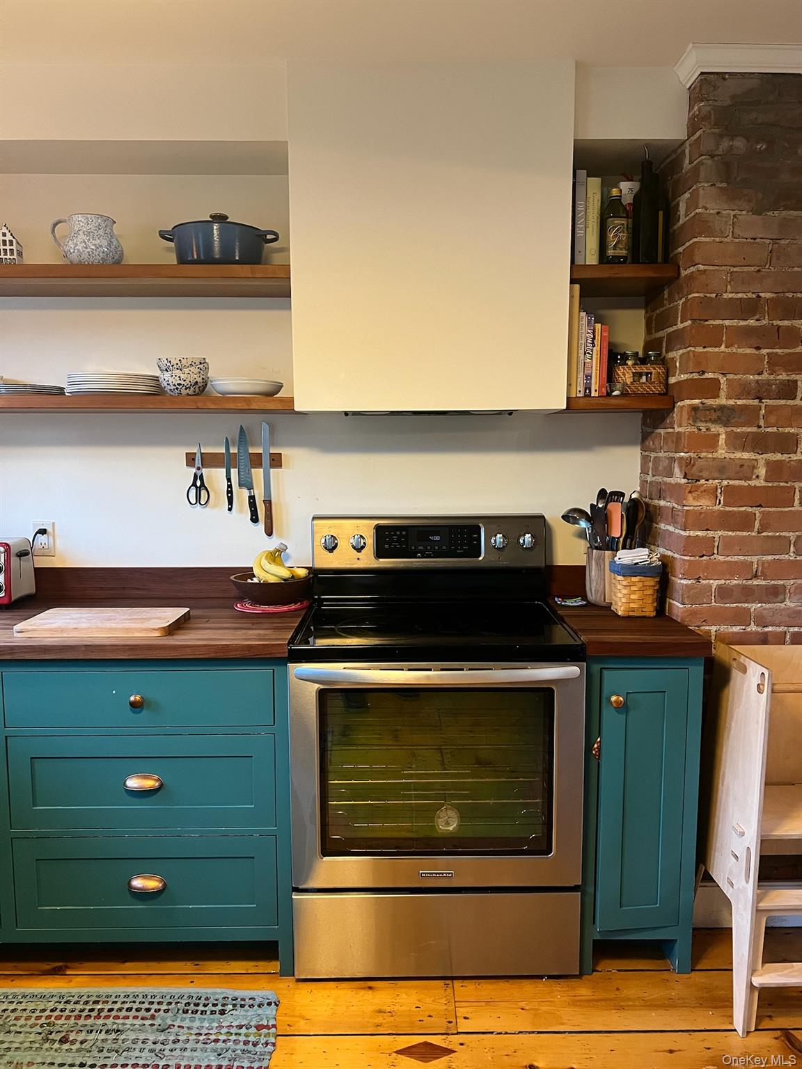 26 CENTER Street, Rhinebeck, NY 12572