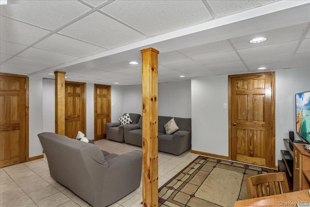 95 Norman Street, New Hyde Park, NY 11040