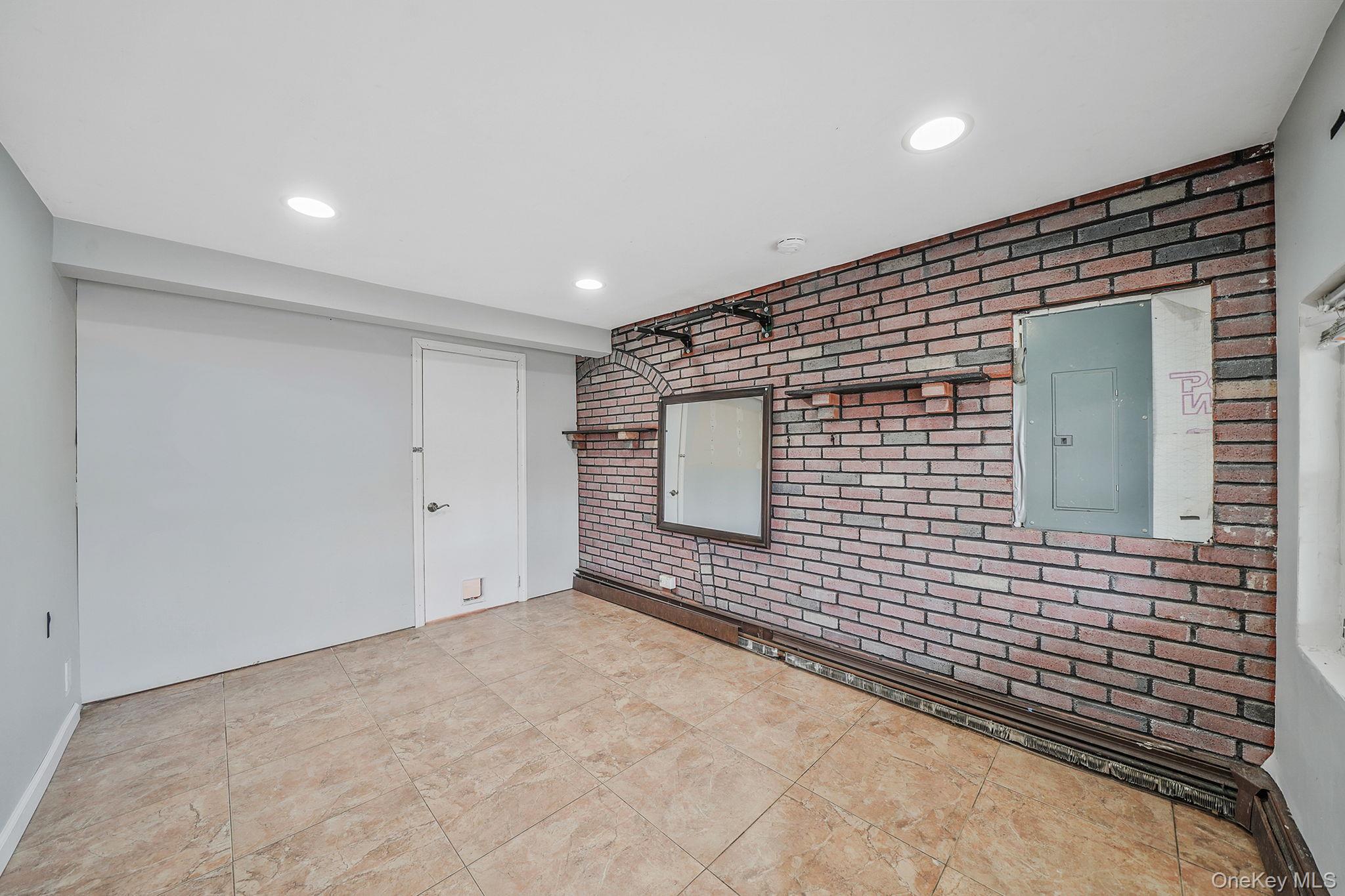 56 Matsunaye Drive, Medford, NY 11763