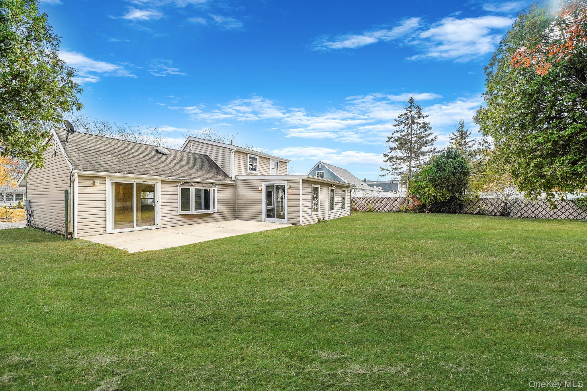 56 Matsunaye Drive, Medford, NY 11763