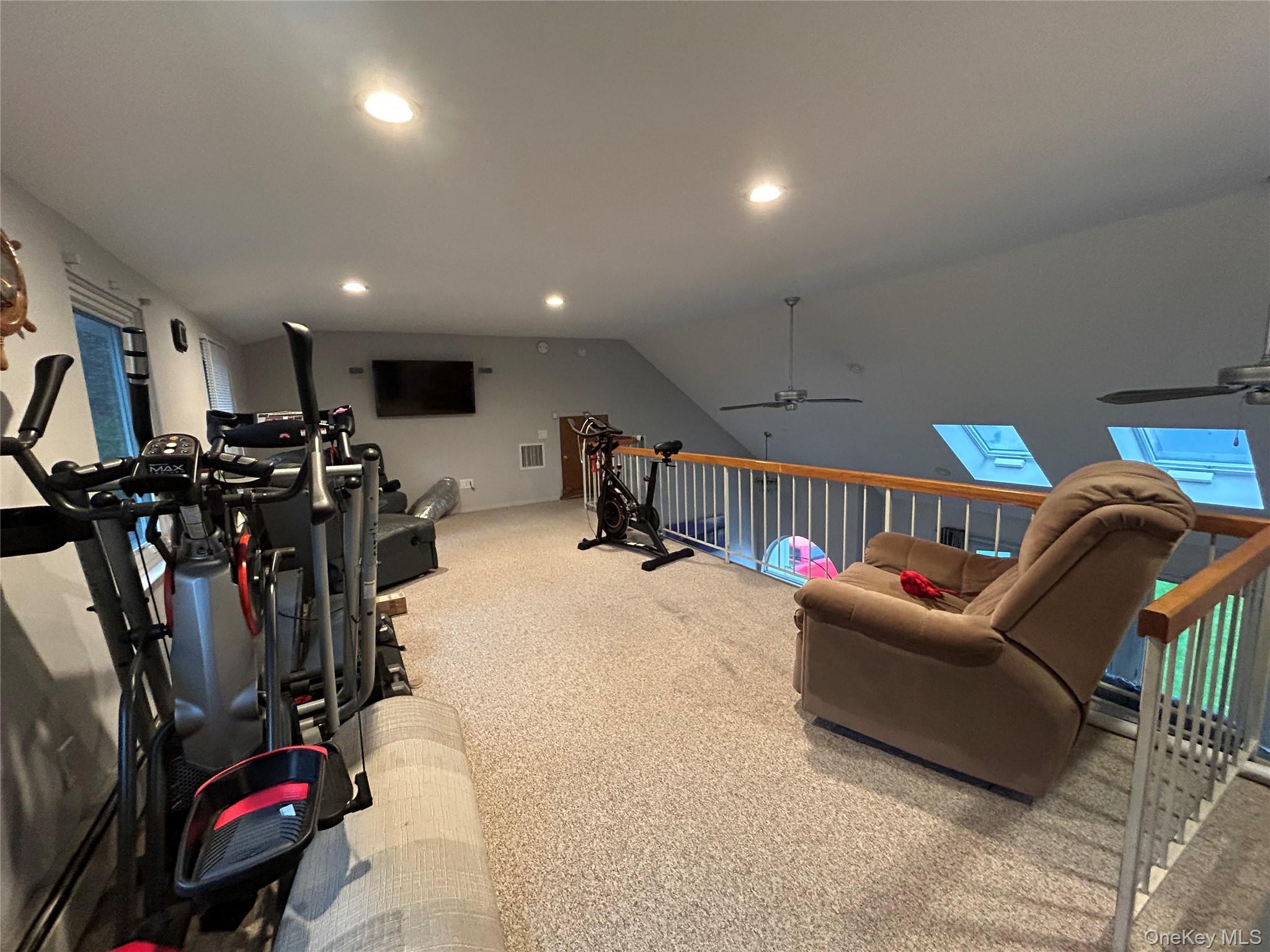 839 Pine Avenue, West Islip, NY 11795