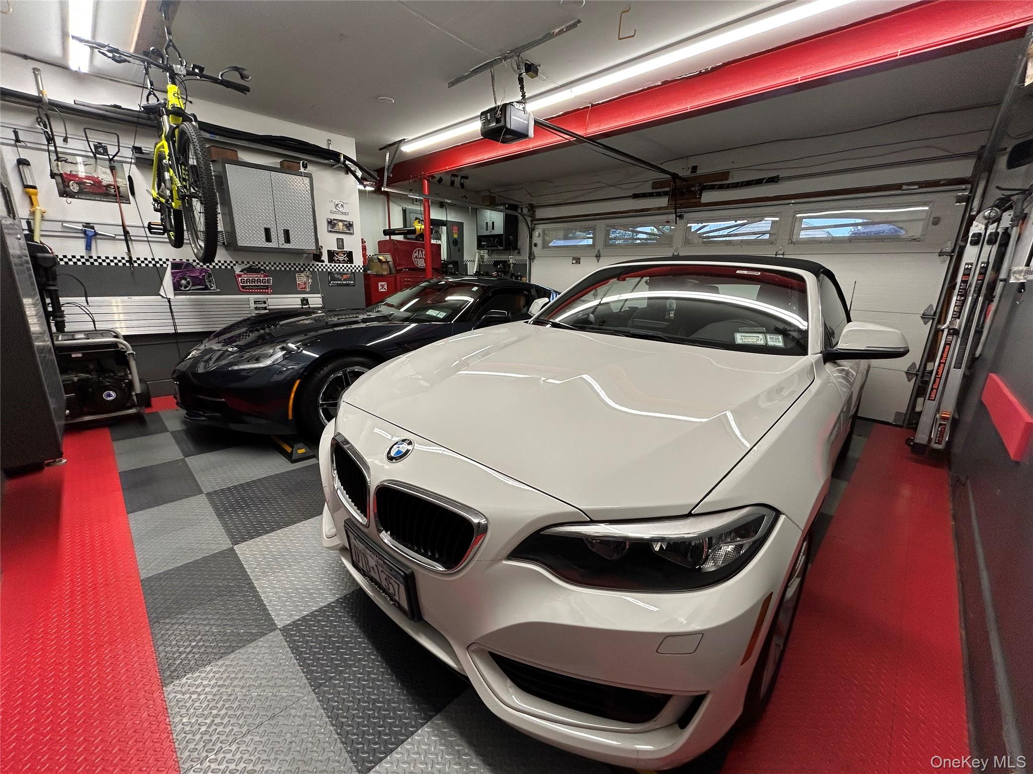 839 Pine Avenue, West Islip, NY 11795