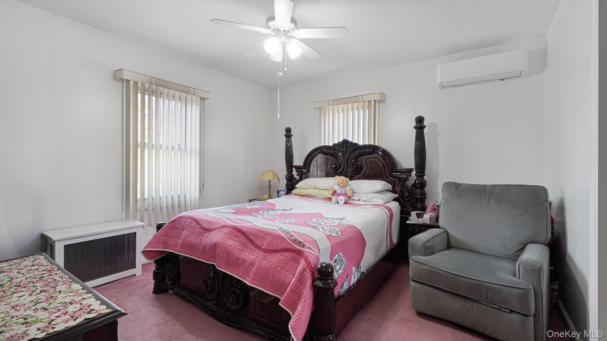 94-07 212th Street, Queens Village, NY 11428