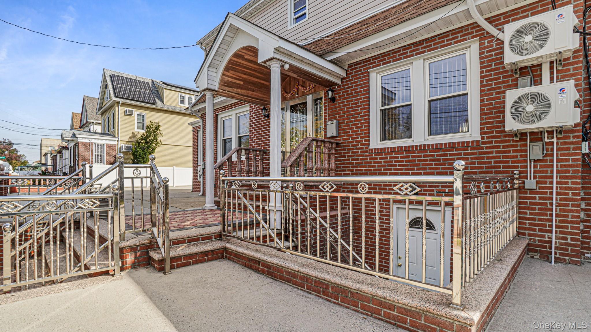 94-07 212th Street, Queens Village, NY 11428