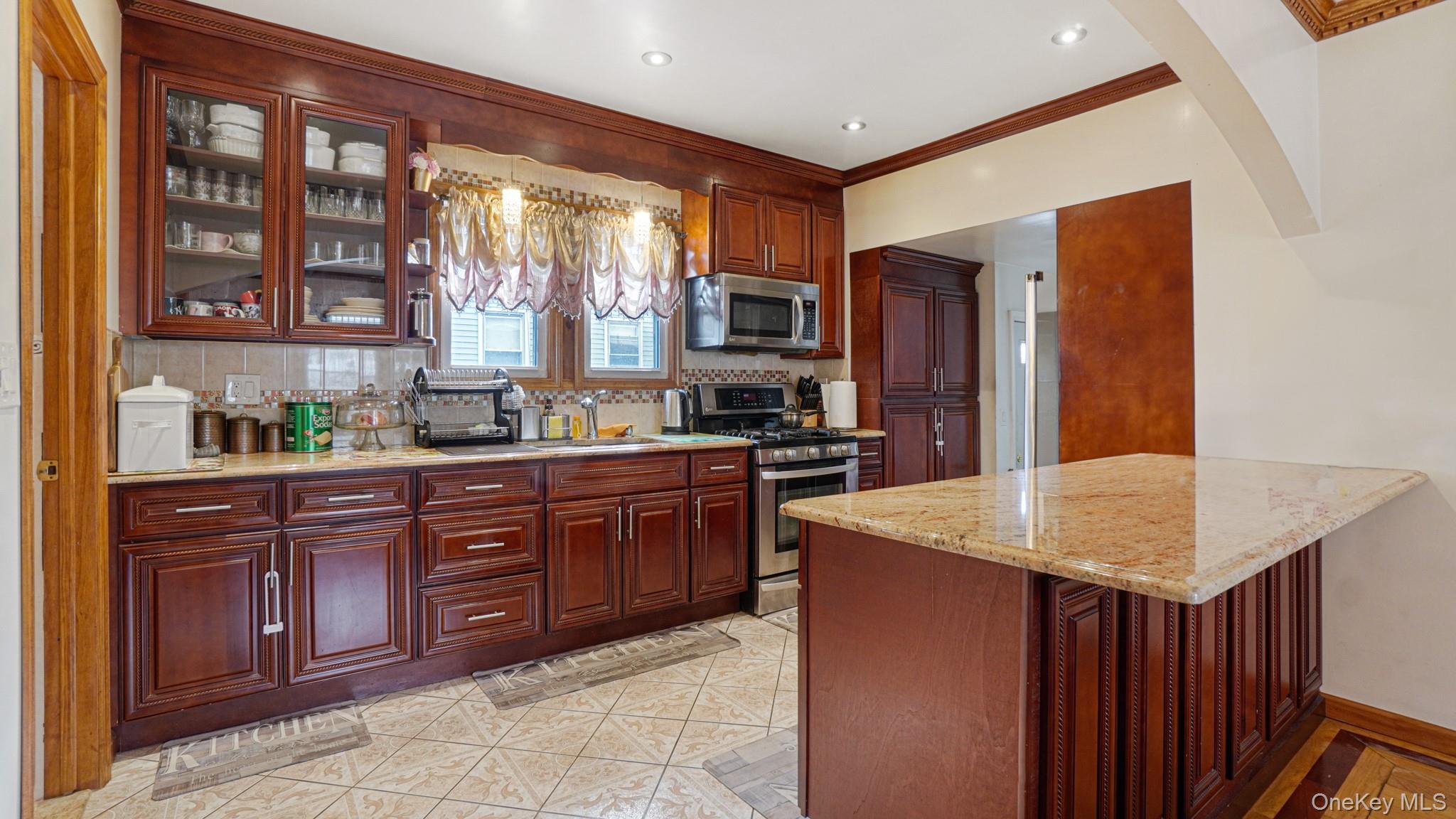 94-07 212th Street, Queens Village, NY 11428