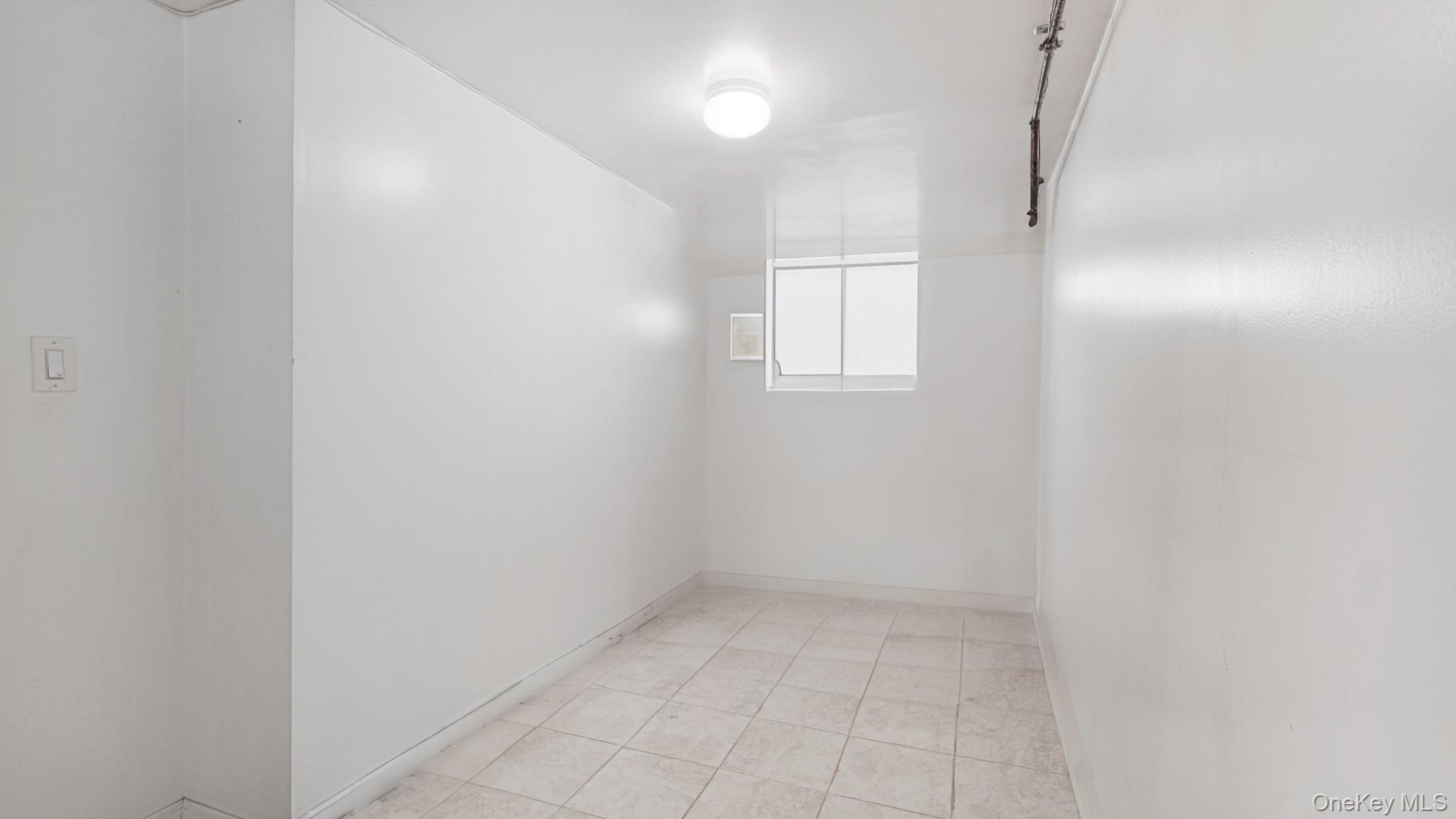 94-07 212th Street, Queens Village, NY 11428