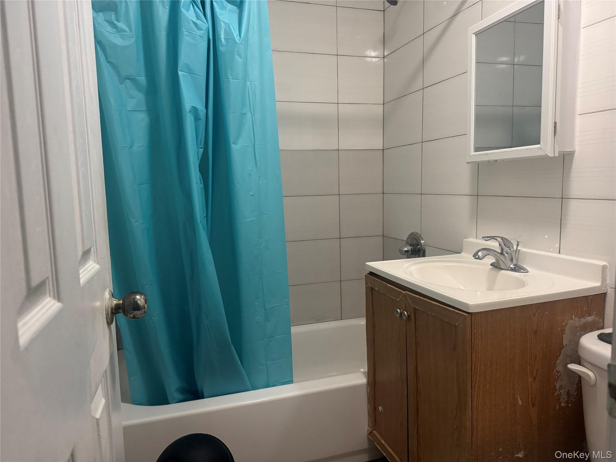 94-66 45 Avenue, Elmhurst, NY 11373