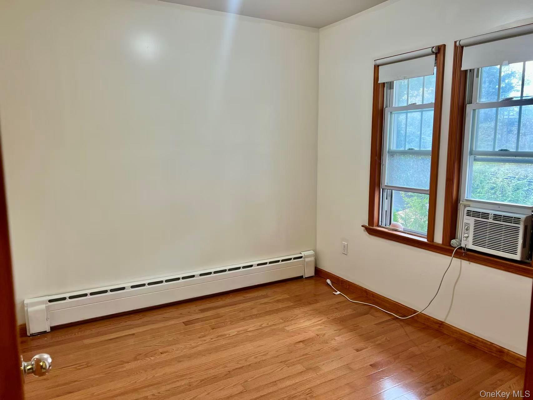 14915 15th Road, Whitestone, NY 11357