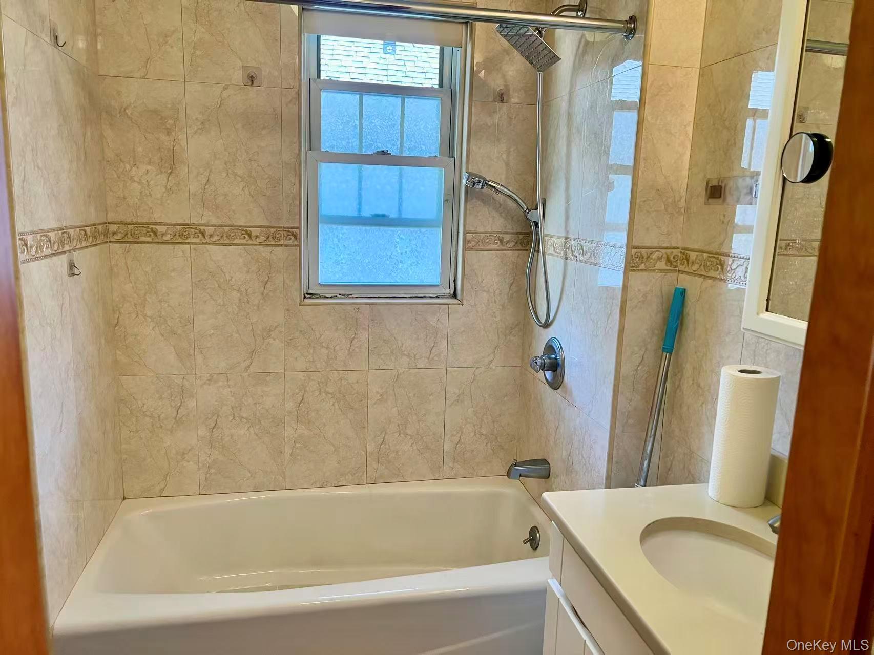 14915 15th Road, Whitestone, NY 11357