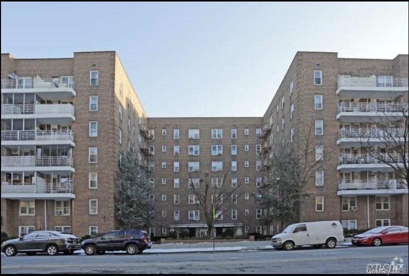 62-59 108th Street # 5C, Forest Hills, NY 11375
