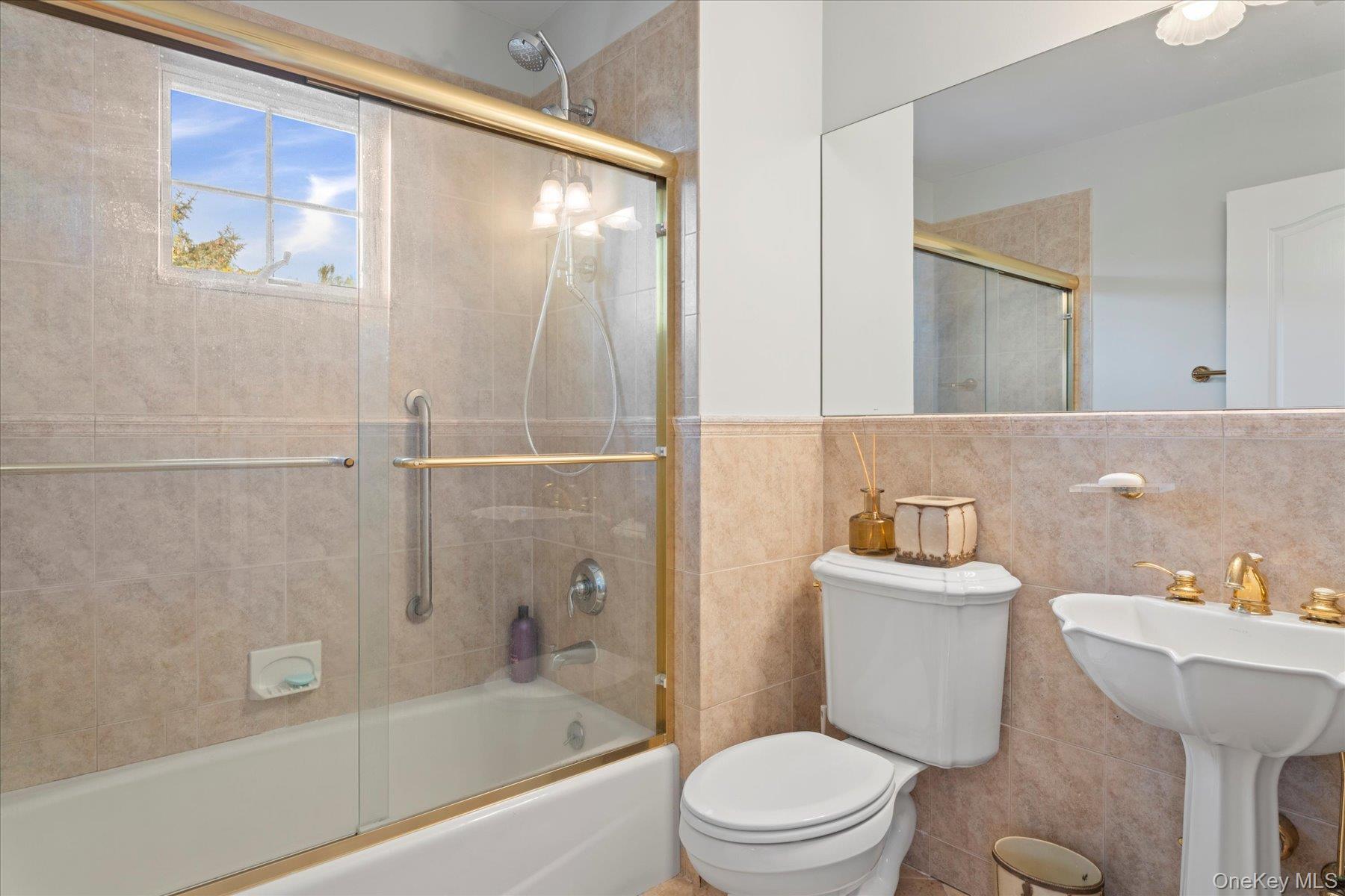 2995 Laurel Trail, Laurel, NY 11948