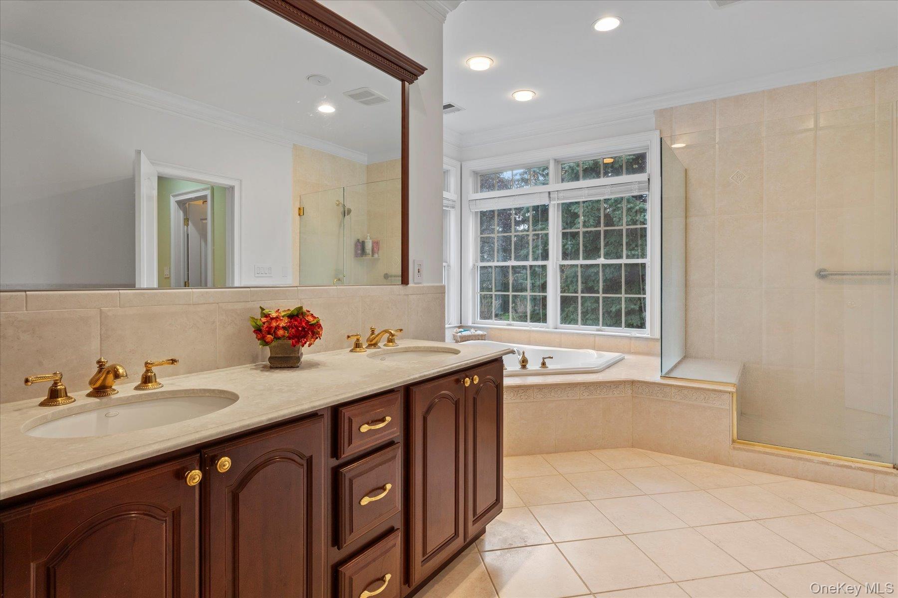 2995 Laurel Trail, Laurel, NY 11948