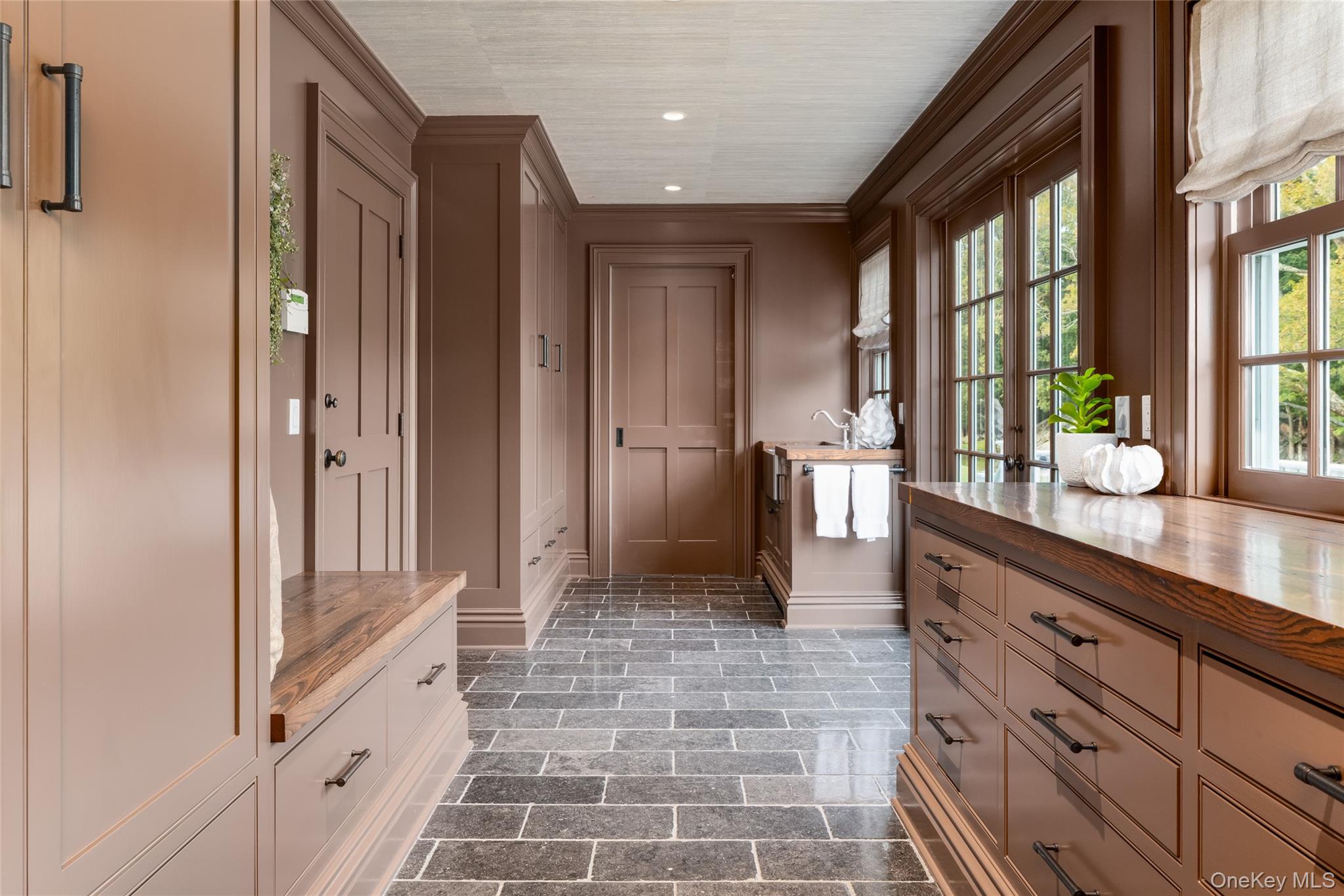 411 Stanwich, Greenwich, CT 06830