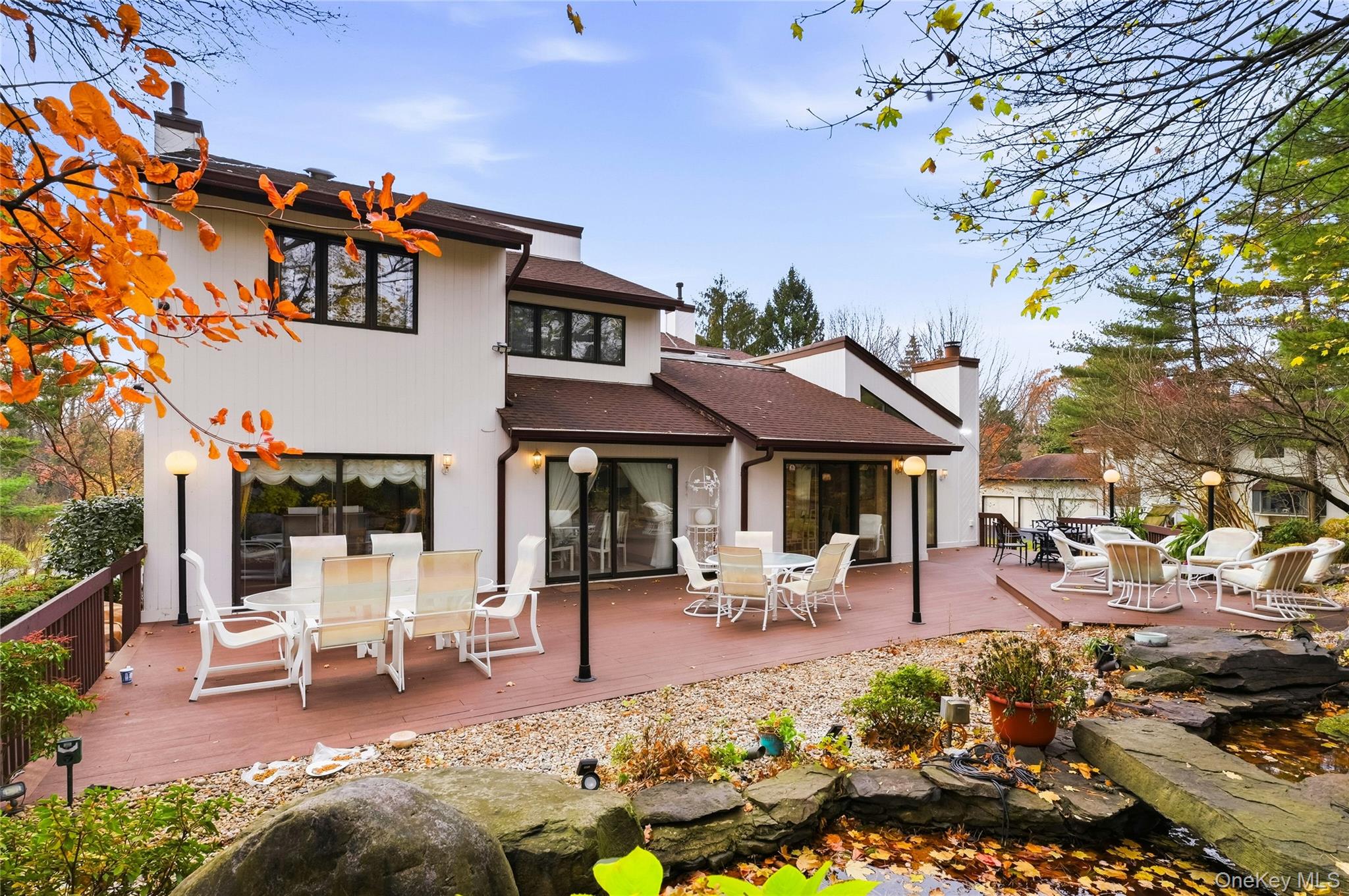 43 Bristol Drive, Manhasset, NY 11030