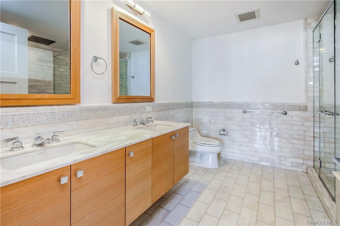 1 Renaissance Square # 11G, White Plains, NY 10601