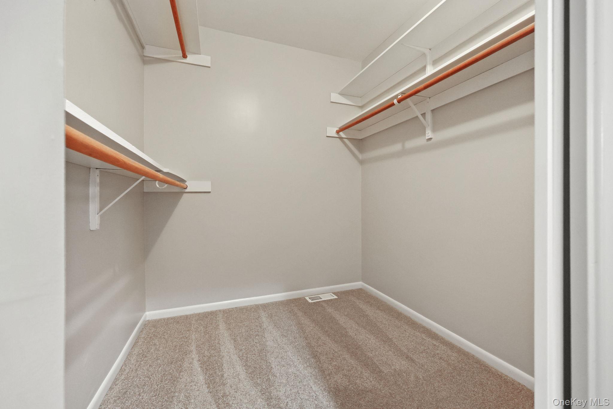 42 Timber Ridge, Mount Kisco, NY 10549