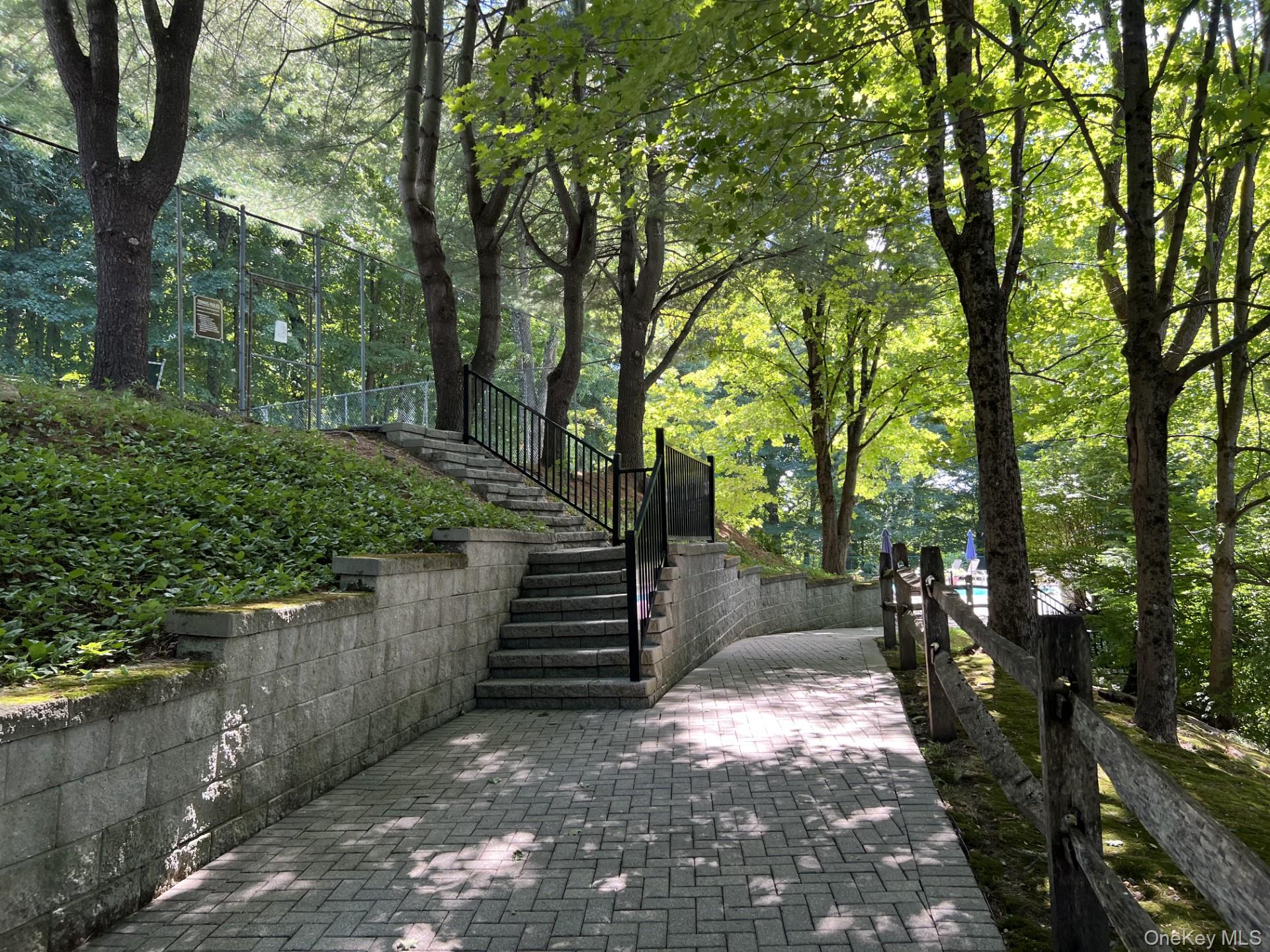 42 Timber Ridge, Mount Kisco, NY 10549