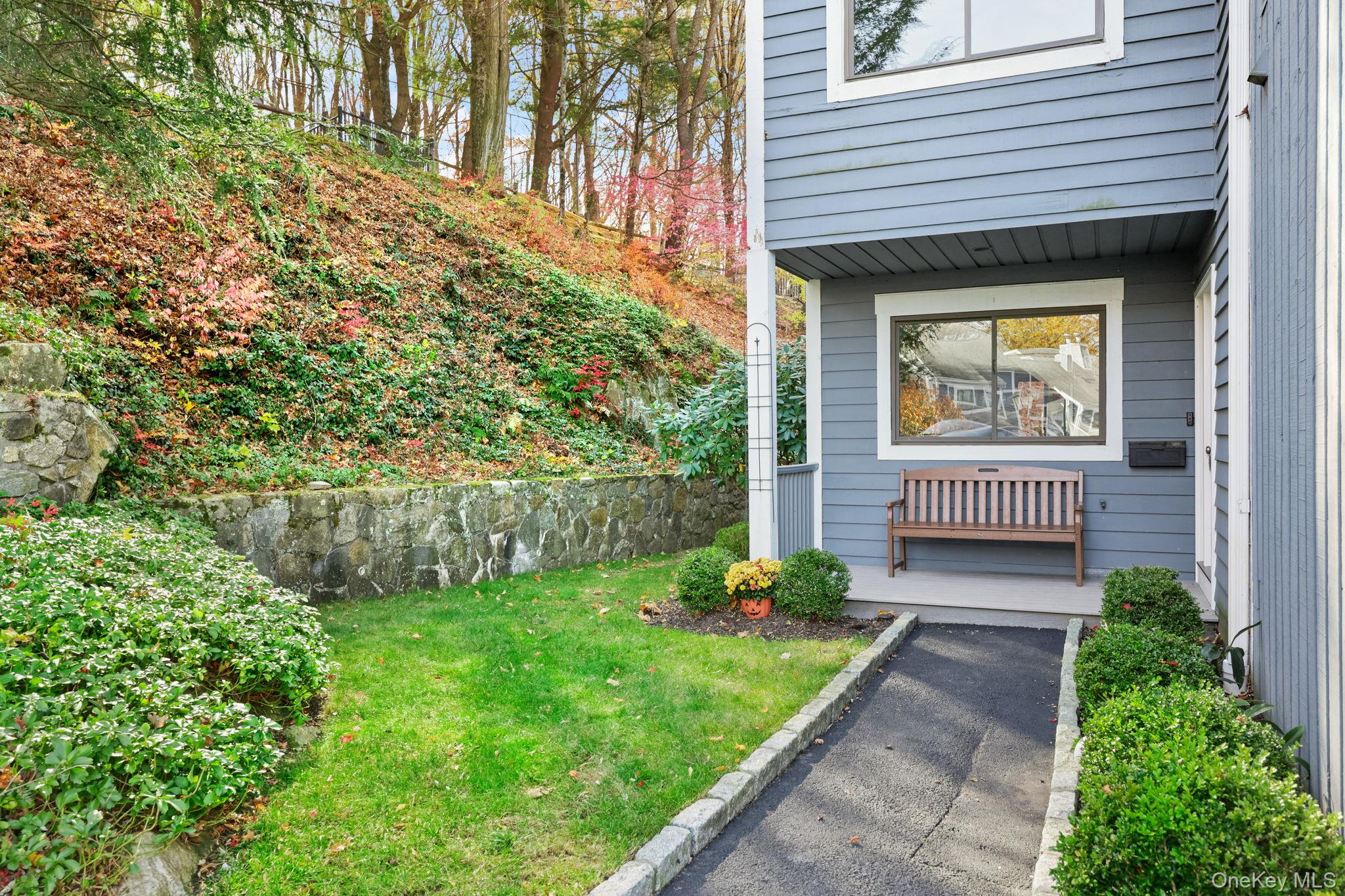 42 Timber Ridge, Mount Kisco, NY 10549