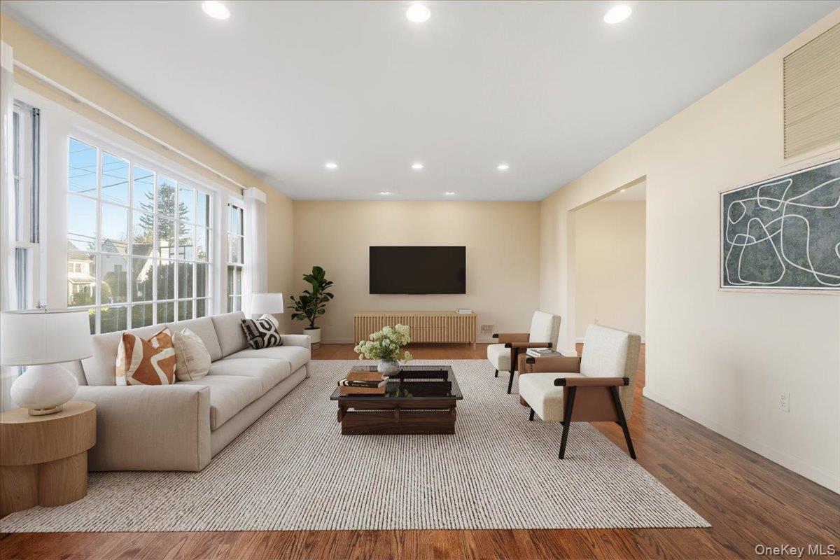 71 Midchester Avenue, White Plains, NY 10606