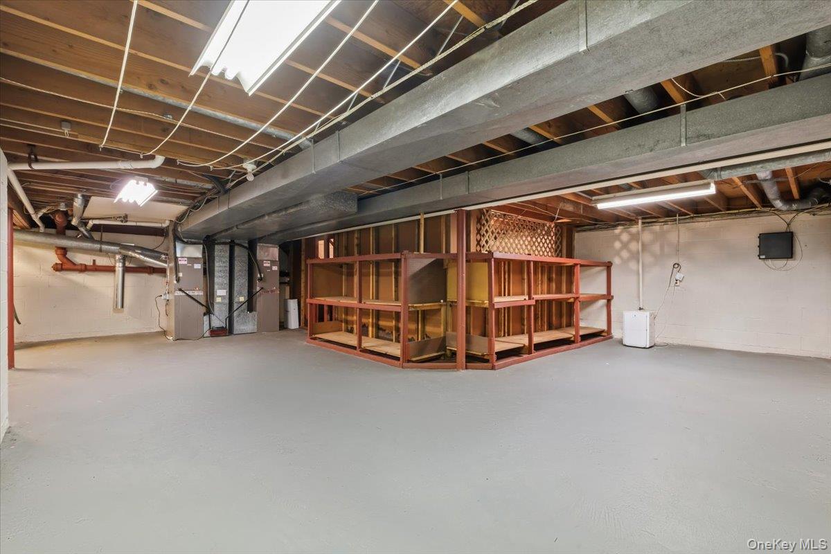 71 Midchester Avenue, White Plains, NY 10606