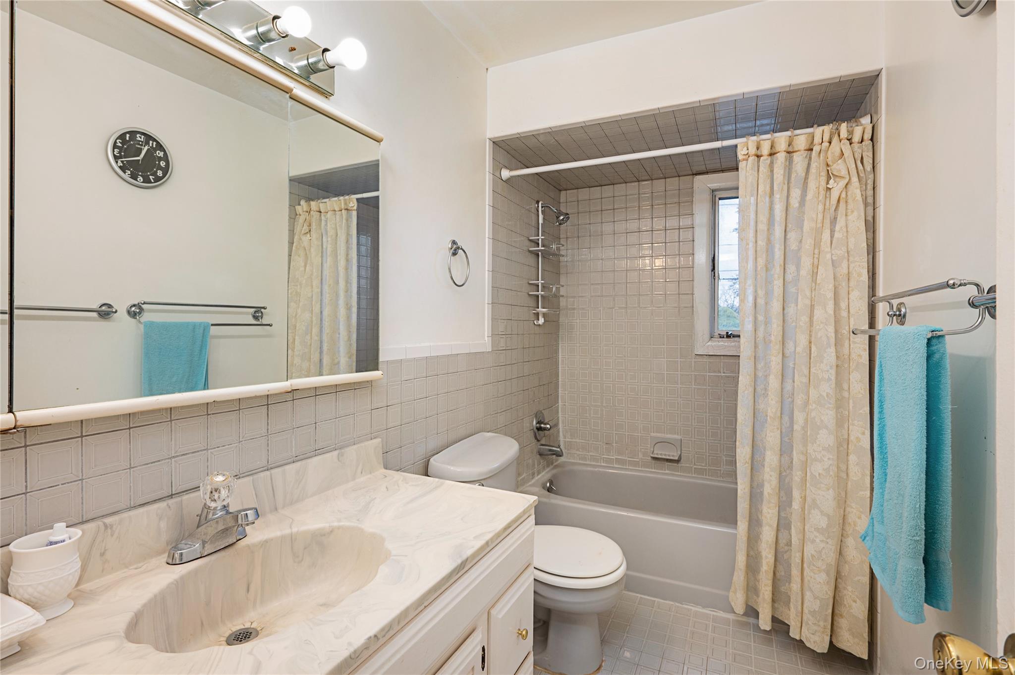 68 Myles Avenue, Levittown, NY 11756