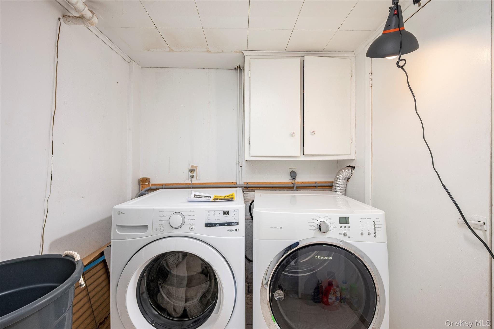 68 Myles Avenue, Levittown, NY 11756