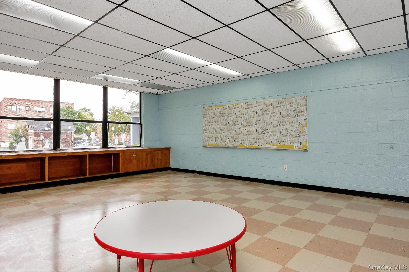 81 S Long Beach Avenue, Freeport, NY 11520