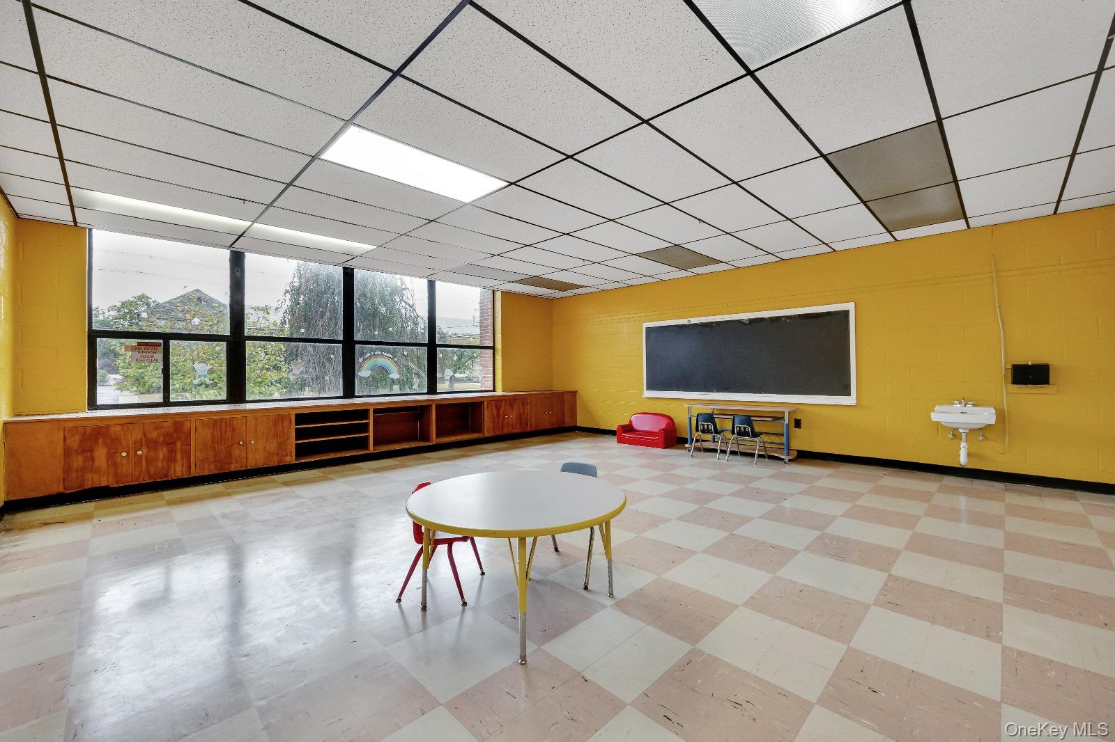 81 S Long Beach Avenue, Freeport, NY 11520