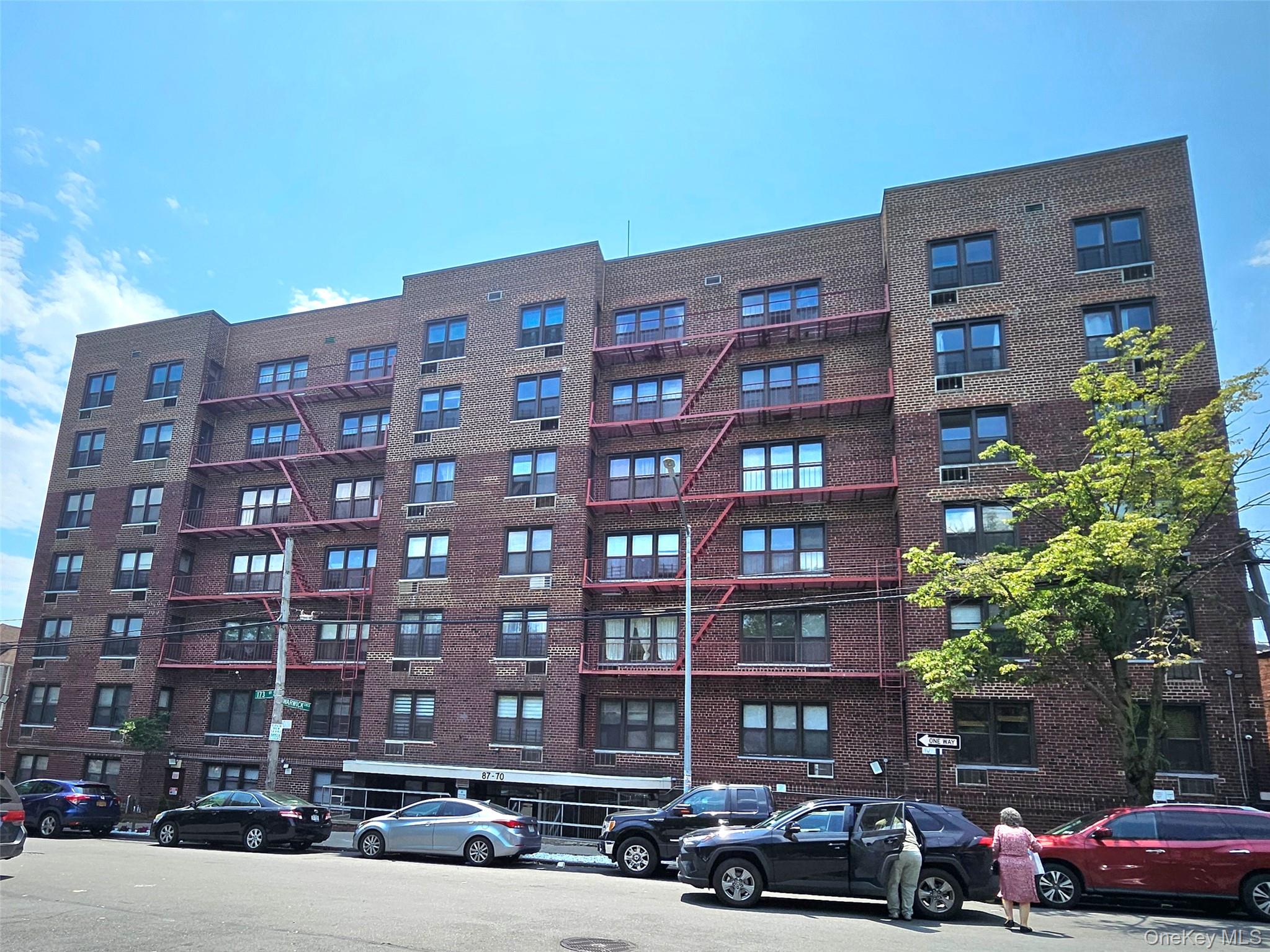 87-70 173 Street # 6H, Jamaica, NY 11432