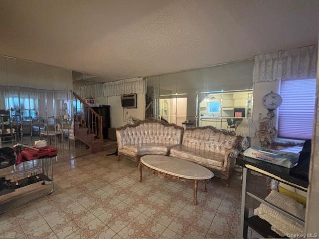 62 12th Avenue, Mineola, NY 11501