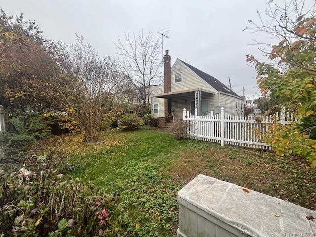 62 12th Avenue, Mineola, NY 11501