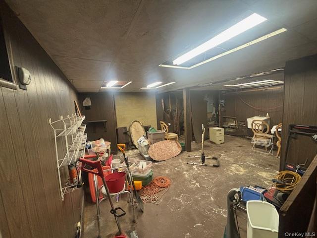 62 12th Avenue, Mineola, NY 11501