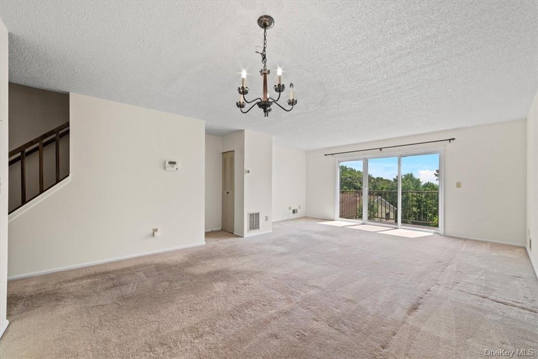 6 Cumberland Court, Peekskill, NY 10566