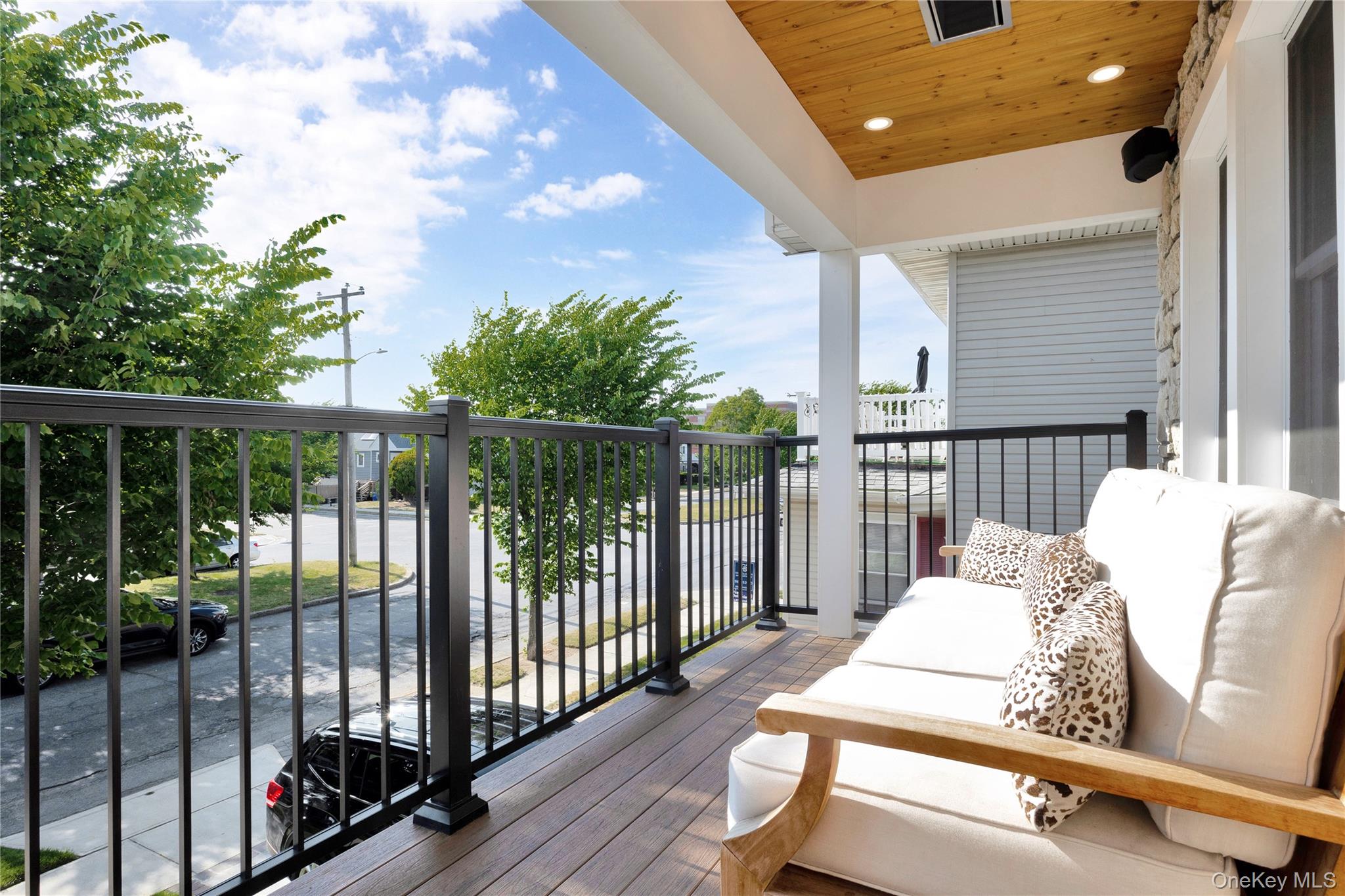 464 Lindell Boulevard # 2nd FL, Long Beach, NY 11561