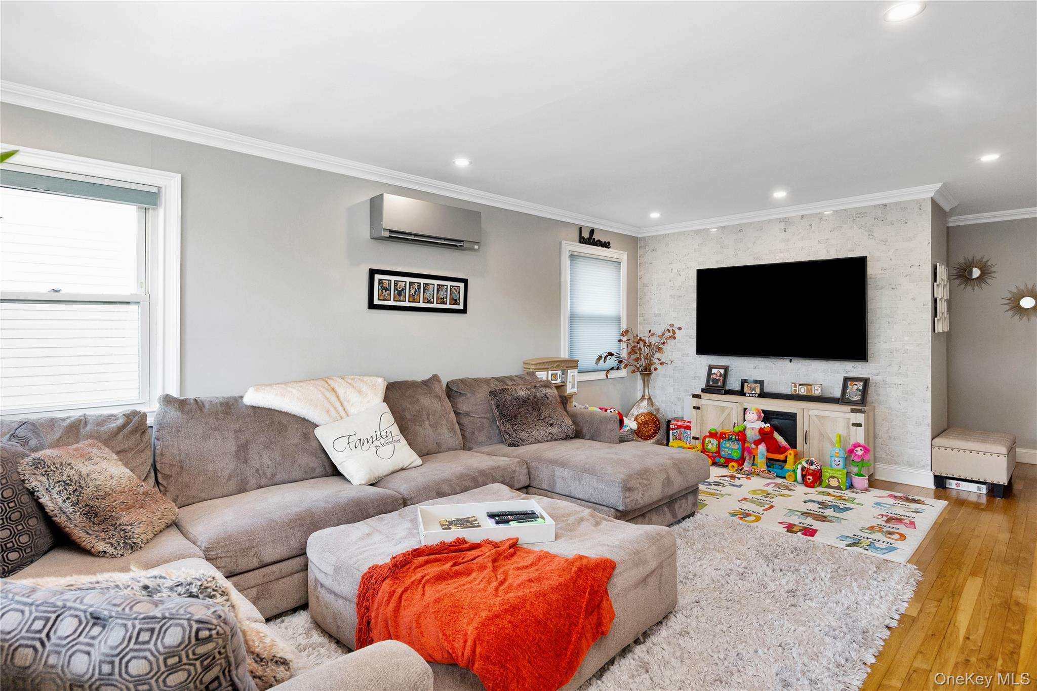 464 Lindell Boulevard # 2nd FL, Long Beach, NY 11561