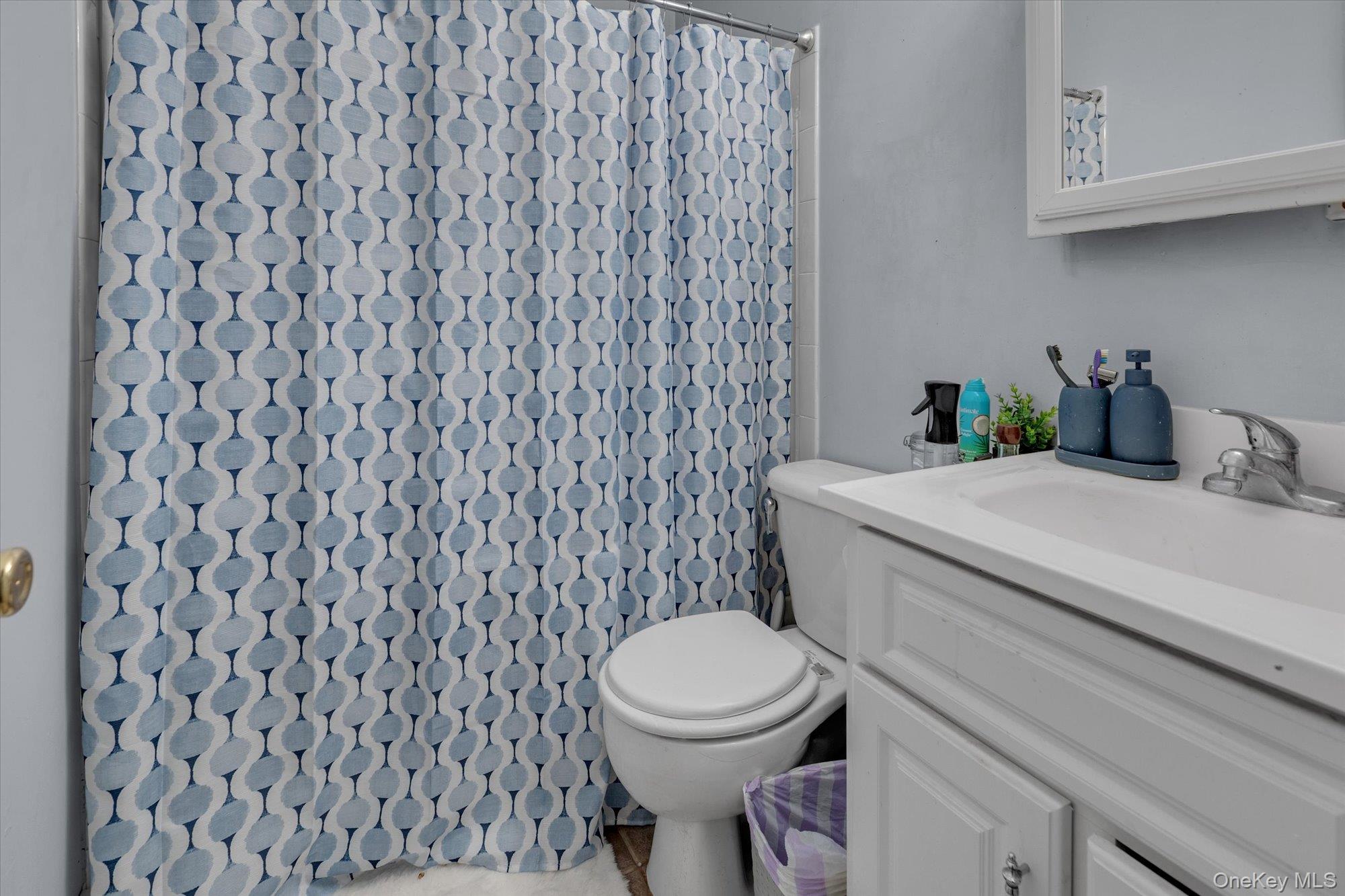 17 Ostend Circle, Shirley, NY 11967