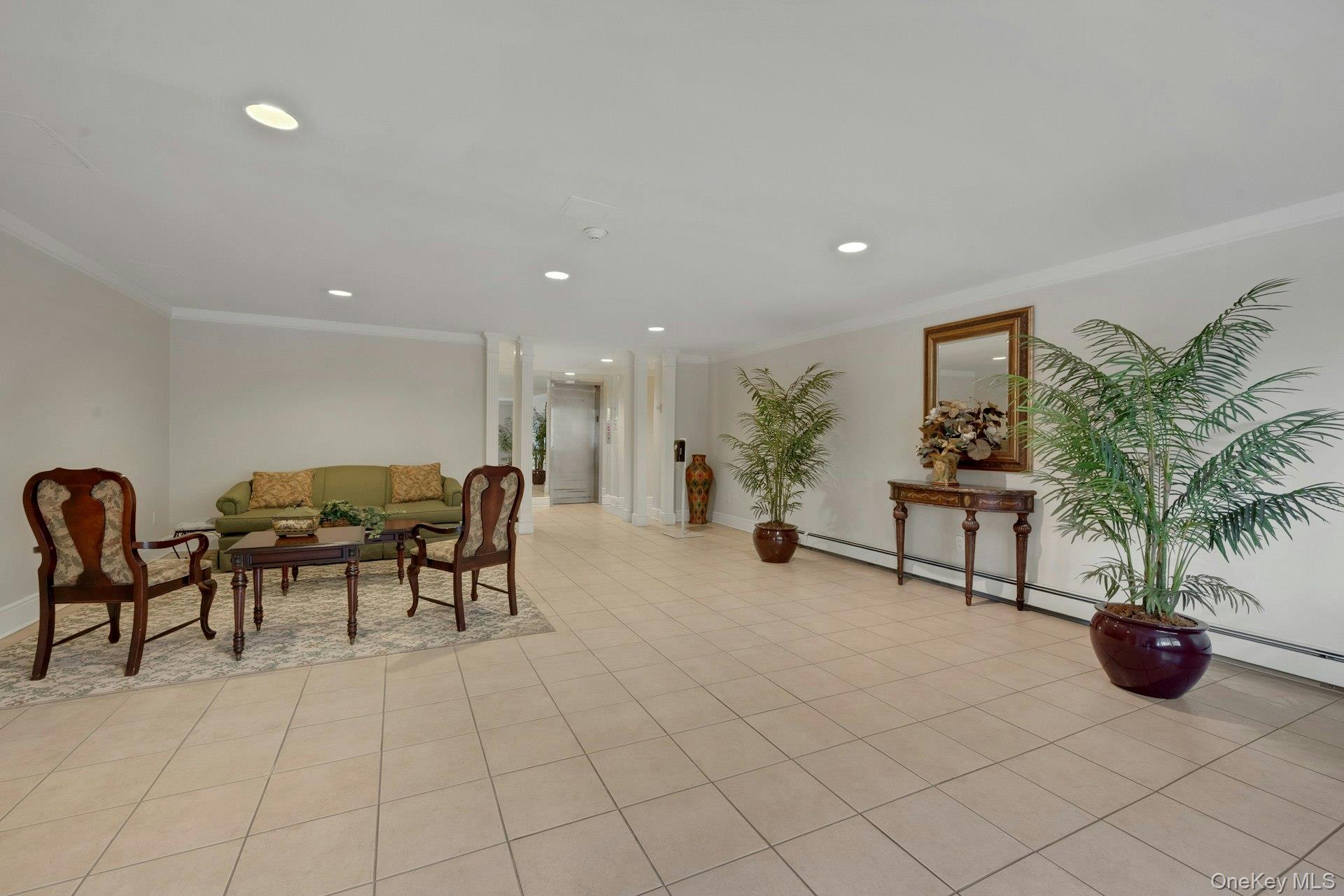 4 Consulate Drive # 1B, Tuckahoe, NY 10707