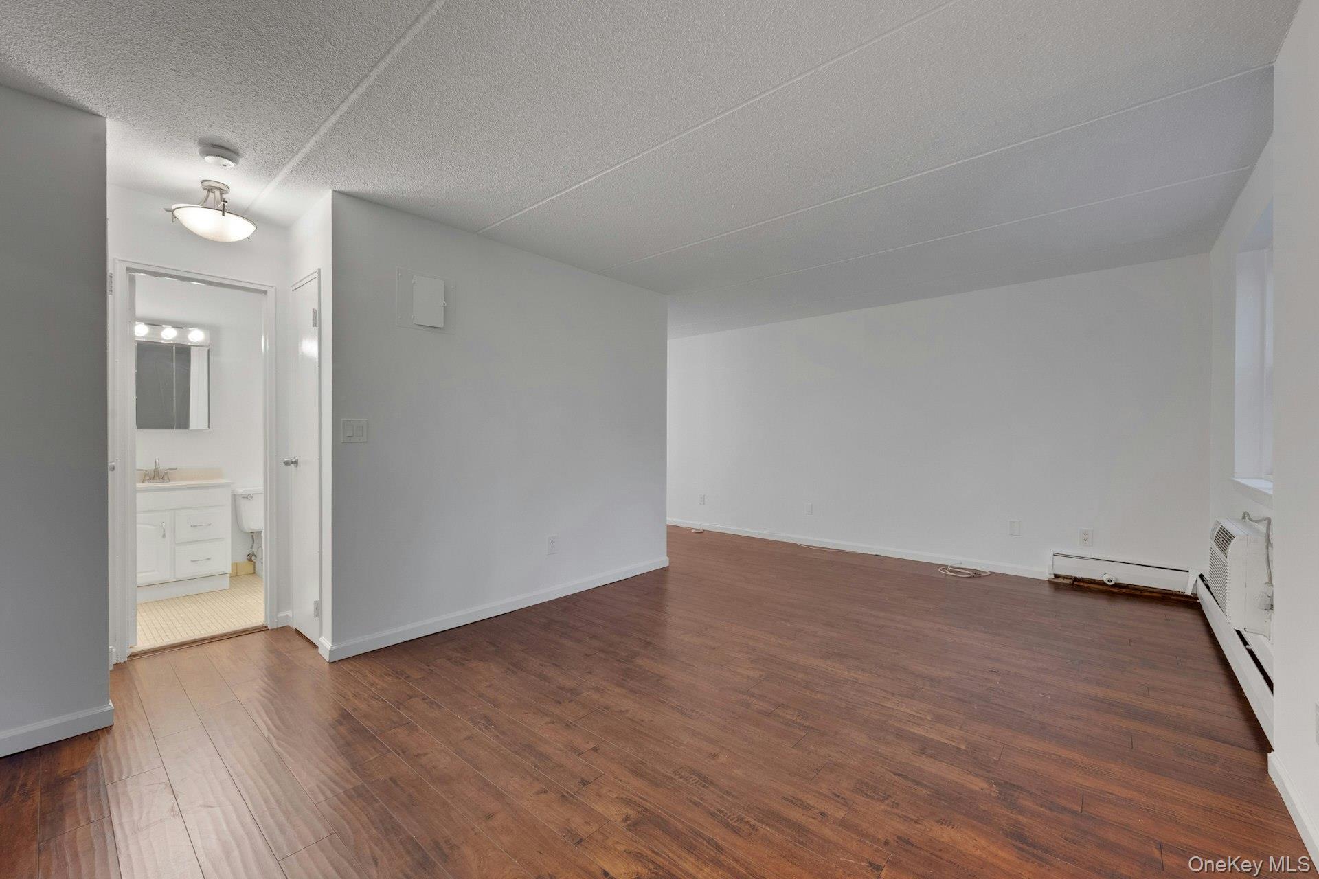 4 Consulate Drive # 1B, Tuckahoe, NY 10707