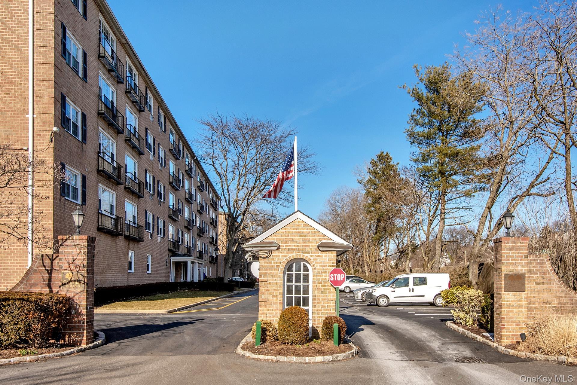 4 Consulate Drive # 1B, Tuckahoe, NY 10707