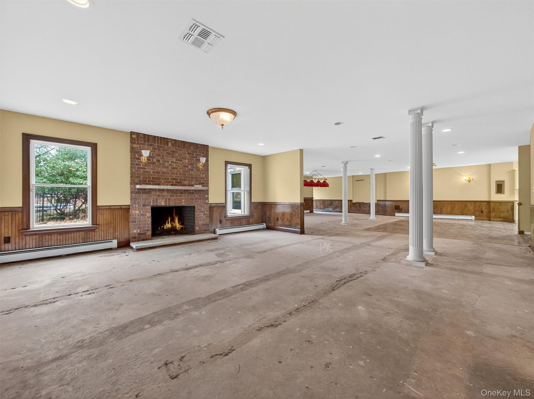 120 E Willow Tree Road, Spring Valley, NY 10977