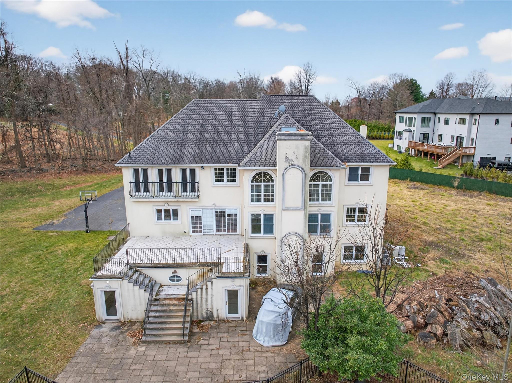 120 E Willow Tree Road, Spring Valley, NY 10977