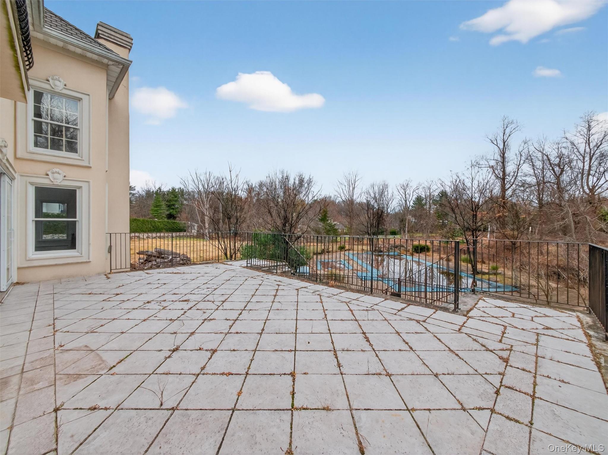 120 E Willow Tree Road, Spring Valley, NY 10977