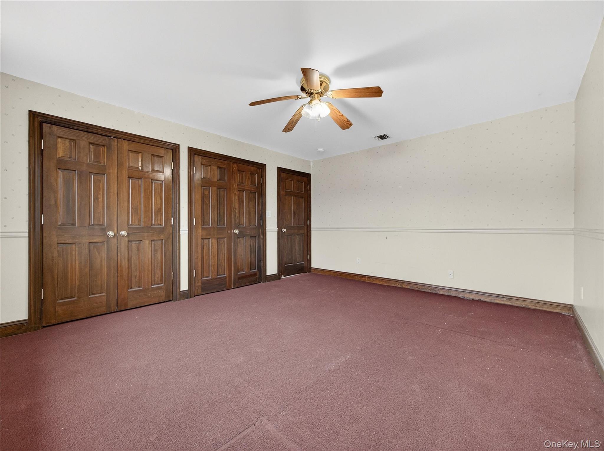 120 E Willow Tree Road, Spring Valley, NY 10977